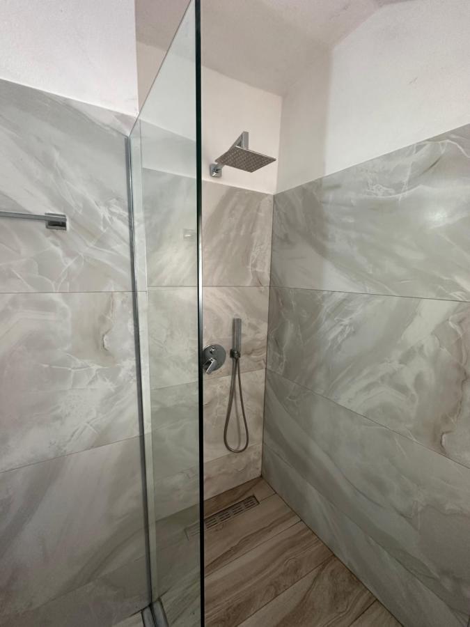 Vila Kylie Ksamil Dış mekan fotoğraf